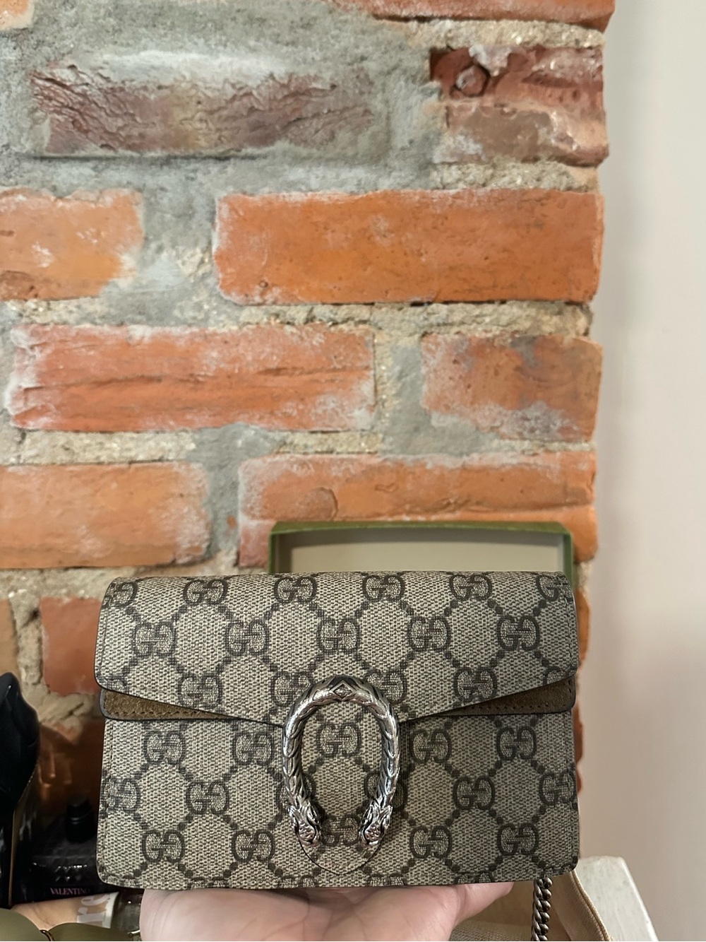 Authentic Gucci Beige GG Supreme Crossbody with Silver Dionysus Detail